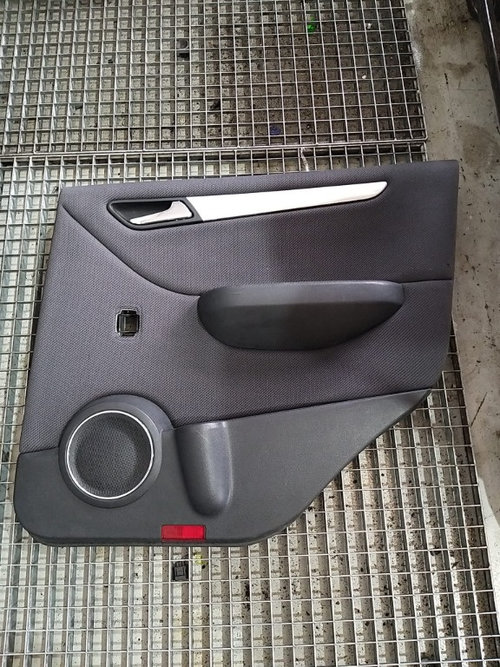 Fata tapiterie usa dreapta spate mercedes a class w169 t245445018 3680579g61
