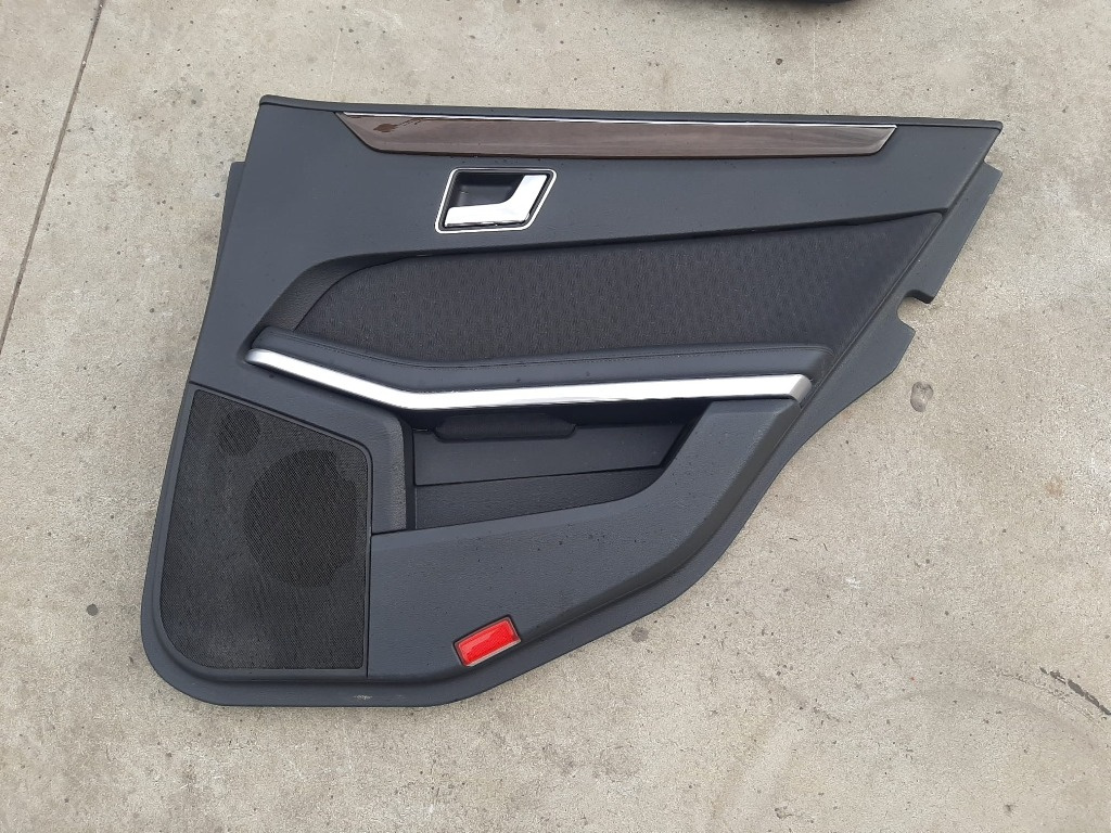 Fata tapiterie usa dreapta spate mercedes e-class w212