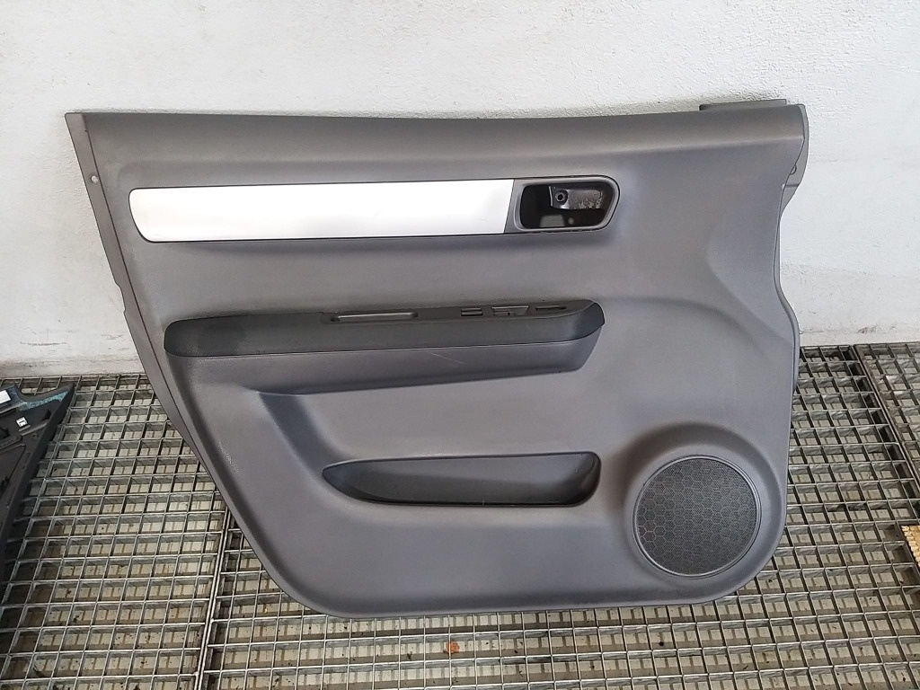 Fata tapiterie usa stanga fata suzuki swift 3 8372363j0