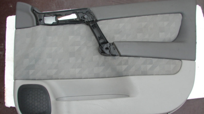 Fata usa dreapta fata Opel Astra G [1998 - 2009] wagon 5-usi 1.7 DTi MT (75 hp) (F35_)
