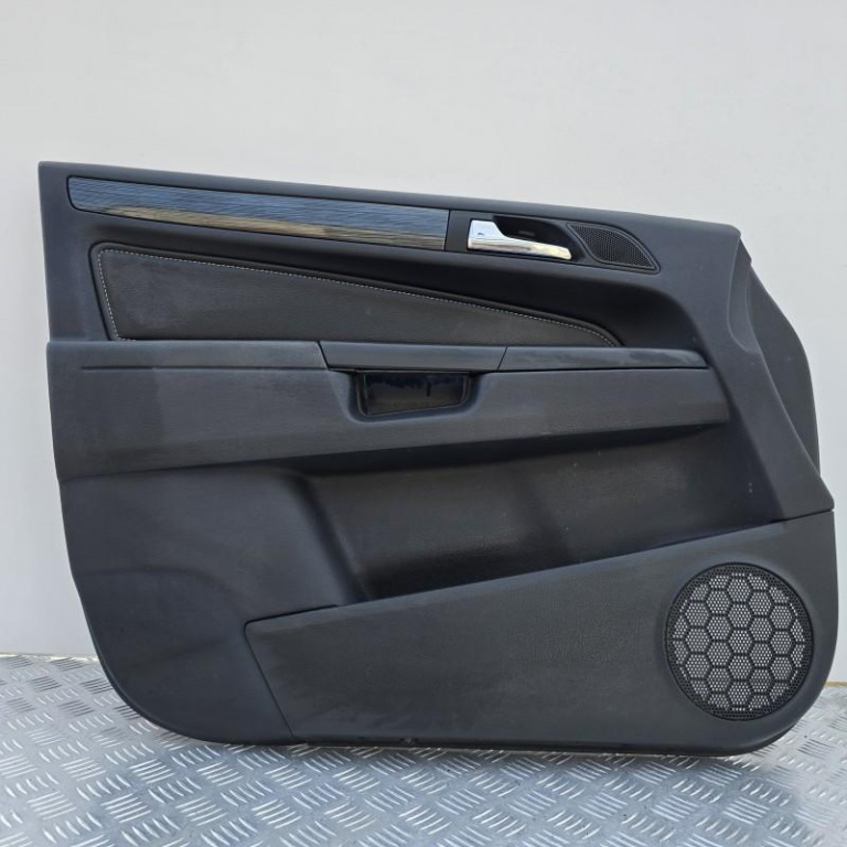 Fata usa interior stanga fata Opel Zafira B 2005-2014 13223185