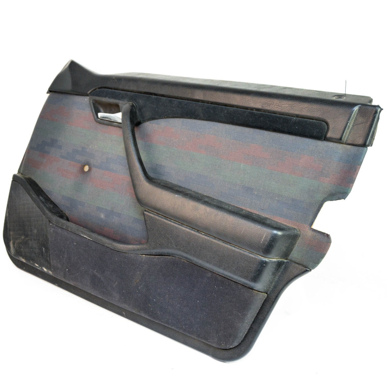 Fata Usa Mercedes-Benz C-Class (W202) 1993-2001 Fata Dreapta Volan Pe Stanga Lhd 2027200270, 2027270494, 2027200058