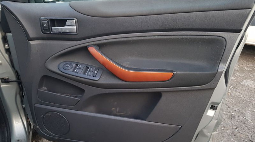 Fata Usa Portiera Interior Dreapta Fata Ford Kuga 1 2008 - 2013