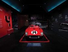 Ferrari 290 MM vandut la licitatie