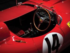 Ferrari 290 MM vandut la licitatie