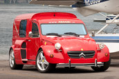 Ferrari 355 in Citroen 2CV