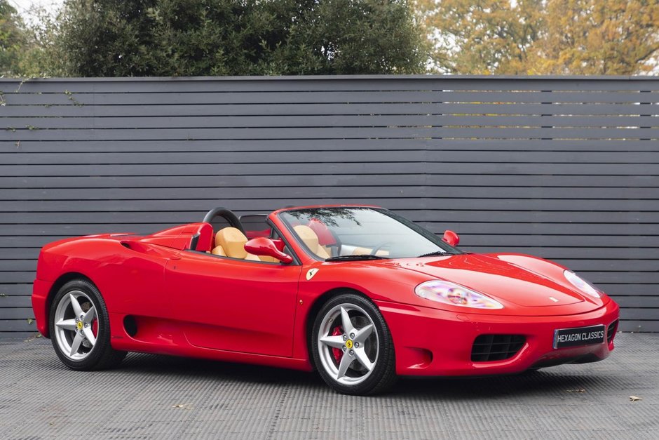 Ferrari 360 cu 3.540 de kilometri la bord