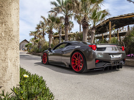 Ferrari 458 Italia by Prior Design