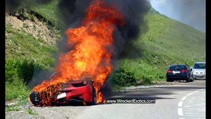 Ferrari 458 Italia in flacari