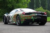 Ferrari 458 Special infoliat cu Batman vs Joker