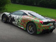 Ferrari 458 Special infoliat cu Batman vs Joker