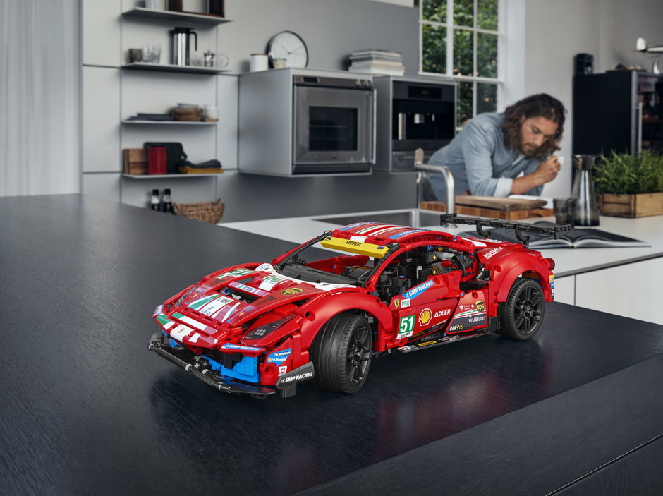 Ferrari 488 GTE Lego Technic