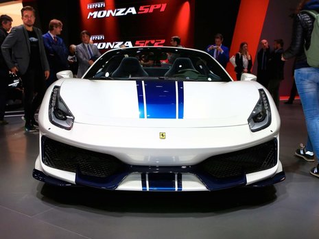 Ferrari 488 Pista Spider la Paris