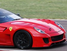 Ferrari 599XX a fost surprins in teste pe circuitul Fiorano