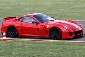 Ferrari 599XX a fost surprins in teste pe circuitul Fiorano