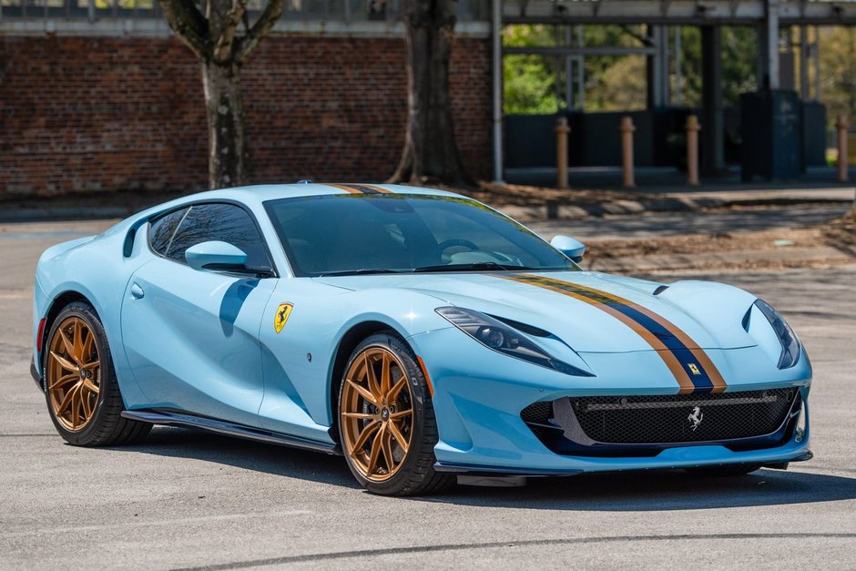 Ferrari 812 Superfast de vanzare