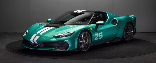 Ferrari a publicat acum primele informatii si detalii oficiale. Noua masina a italienilor are motor de 3.0 litri si 880 CP!