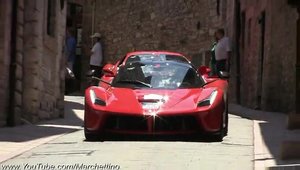 Ferrari Cavalcade e singurul eveniment la care poti admira 12+ LaFerrari-uri