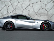 Ferrari F12 detinut de Jason Statham