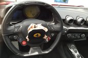 Ferrari F12 lovit de vanzare