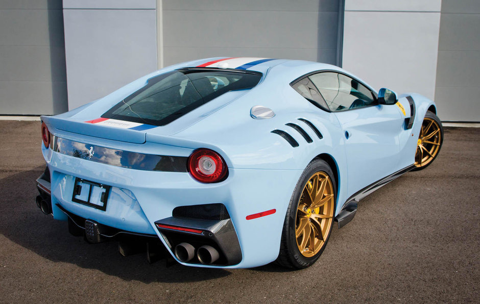 Ferrari F12 TdF "Azzurro La Plata"