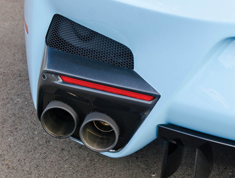 Ferrari F12 TdF "Azzurro La Plata"