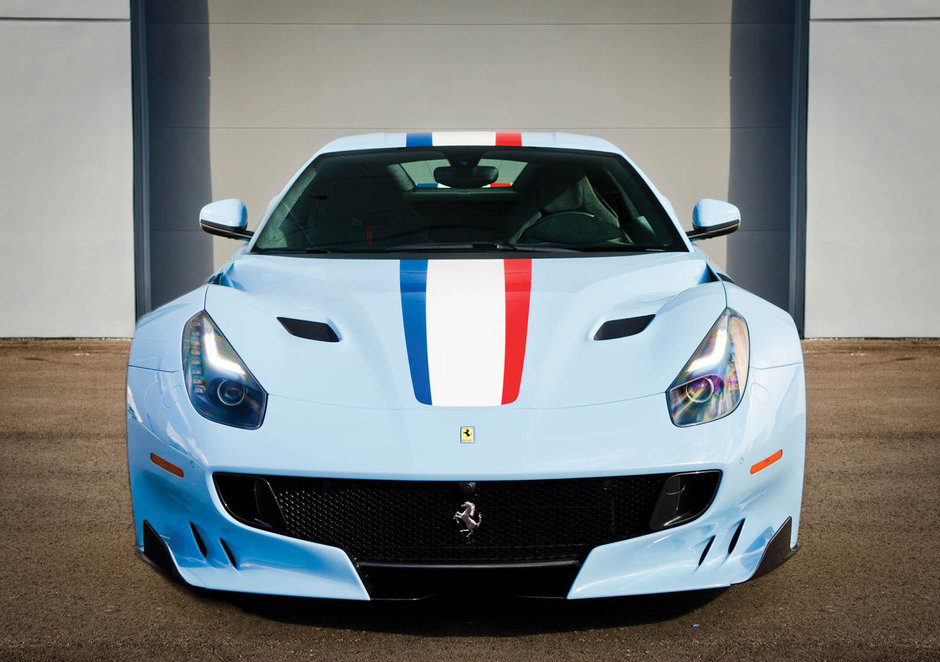 Ferrari F12 TdF "Azzurro La Plata"