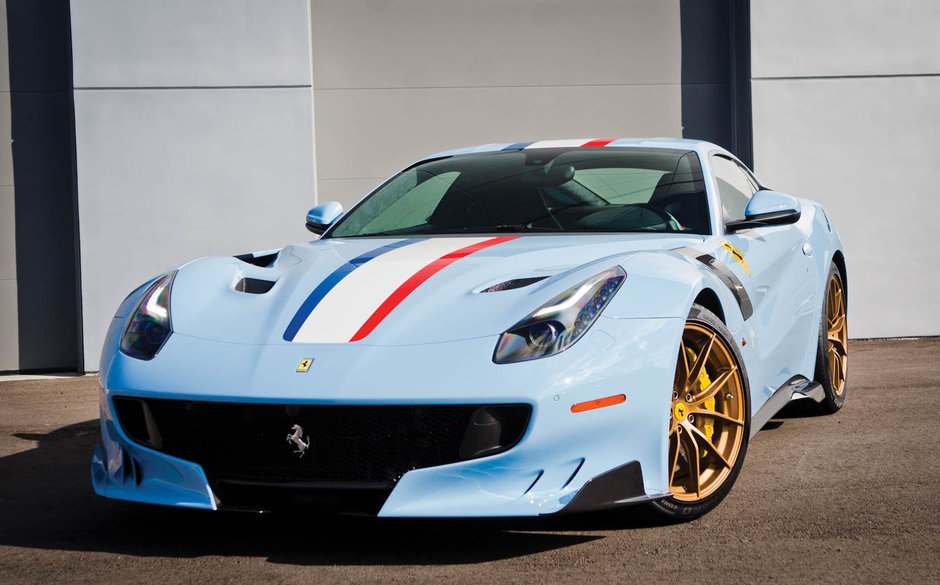 Ferrari F12 TdF "Azzurro La Plata"