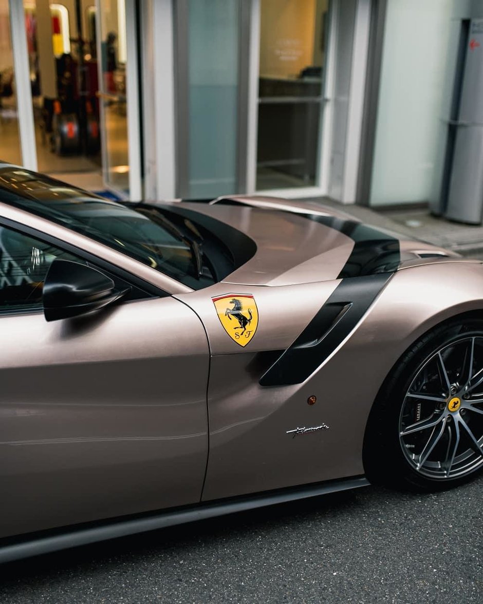 Ferrari F12tdf in Bronzo Masaru