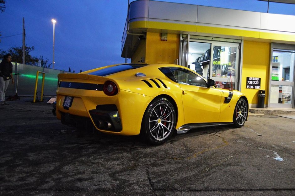 Ferrari F12tdf - Poze Reale