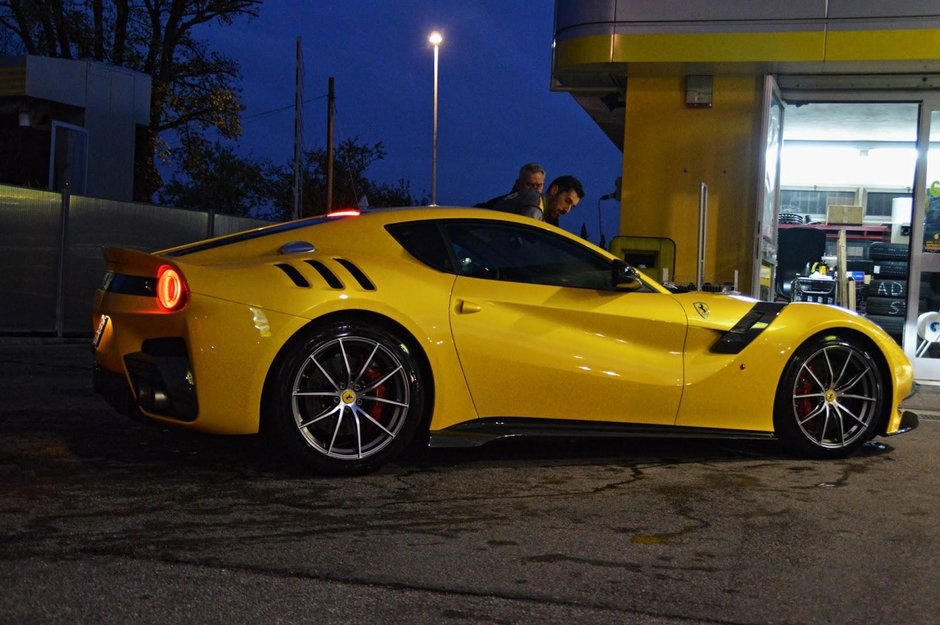 Ferrari F12tdf - Poze Reale