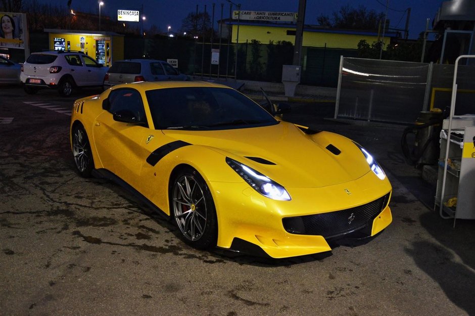 Ferrari F12tdf - Poze Reale