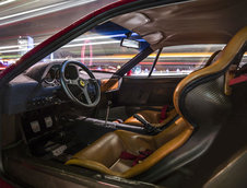 Ferrari F40 cu interior din piele