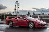 Ferrari F40 cu interior din piele