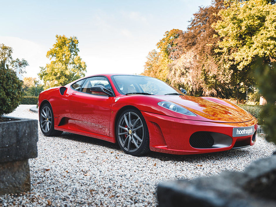 Ferrari F430 cu transmisie manuala