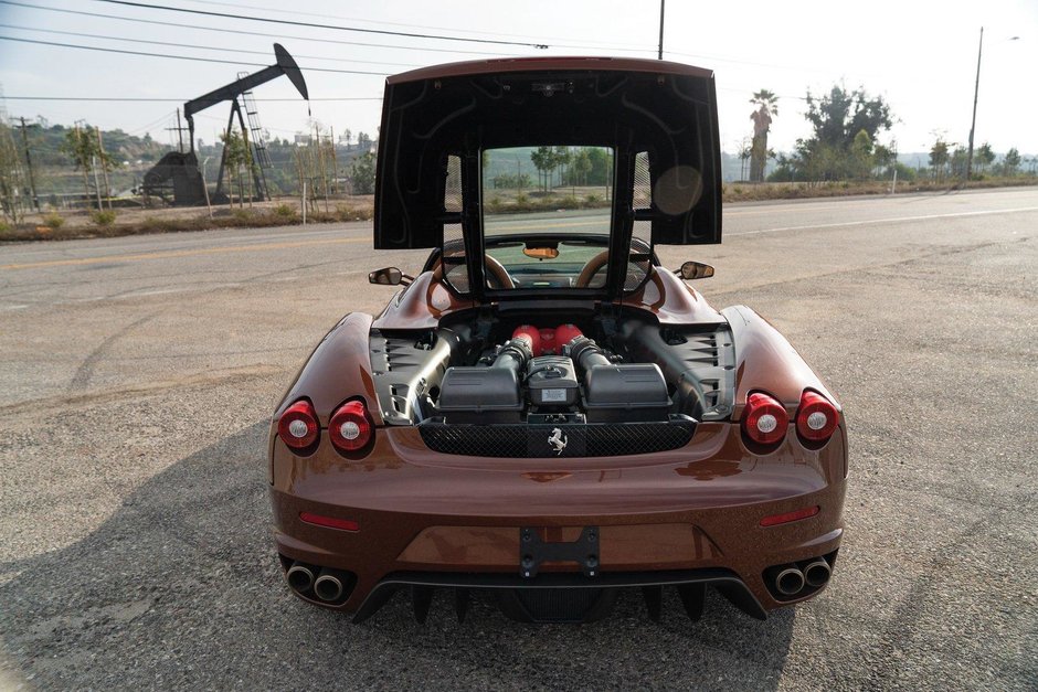 Ferrari F430 Spider in Maronne 1971