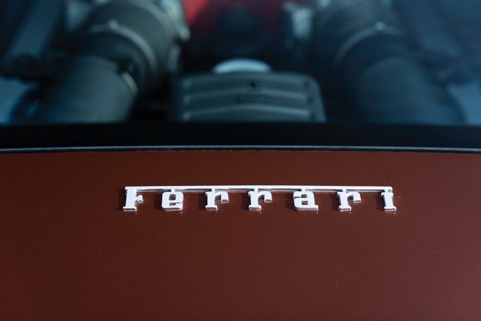 Ferrari F430 Spider in Maronne 1971