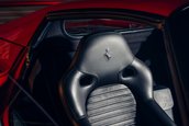 Ferrari F50 cu volan pe dreapta