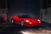 Ferrari F50 cu volan pe dreapta