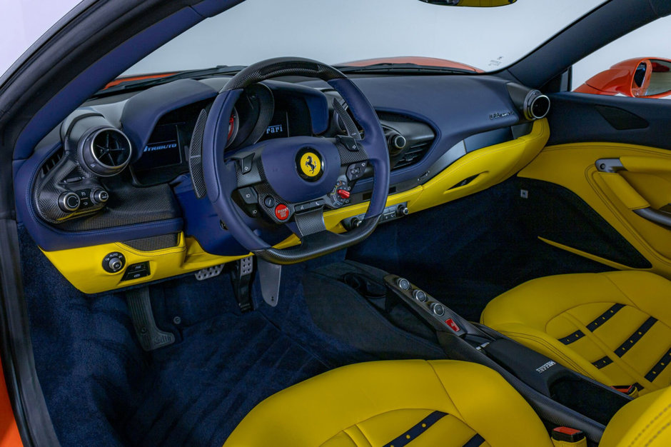 Ferrari F8 Tributo de vanzare