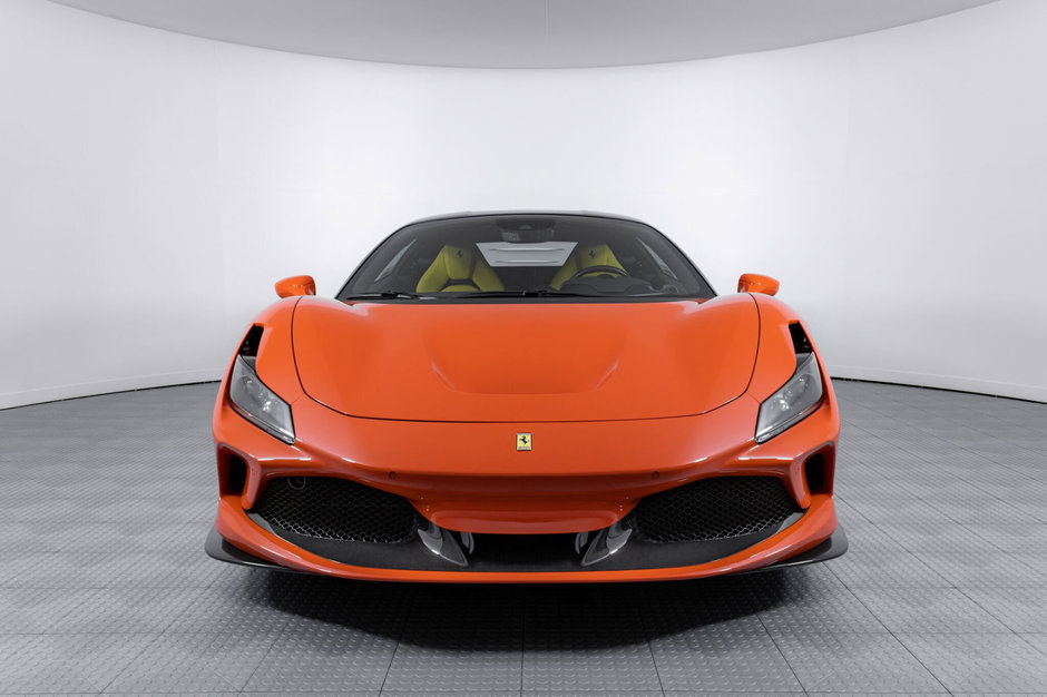 Ferrari F8 Tributo de vanzare