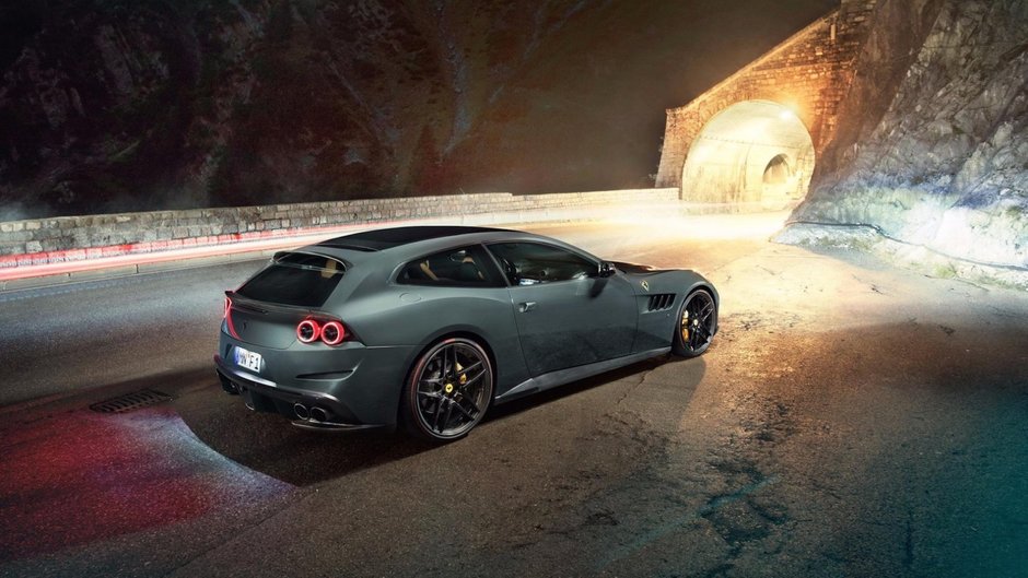 Ferrari GTC4 Lusso T de la Novitec