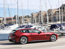 Ferrari GTC4 Lusso T