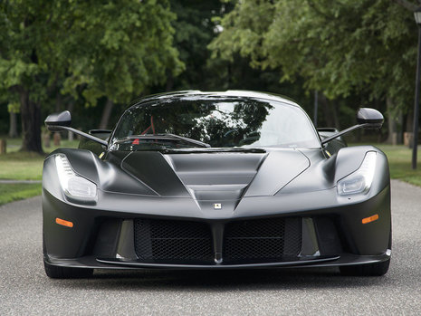 Ferrari LaFerrari in nuanta Nero DS Opaco