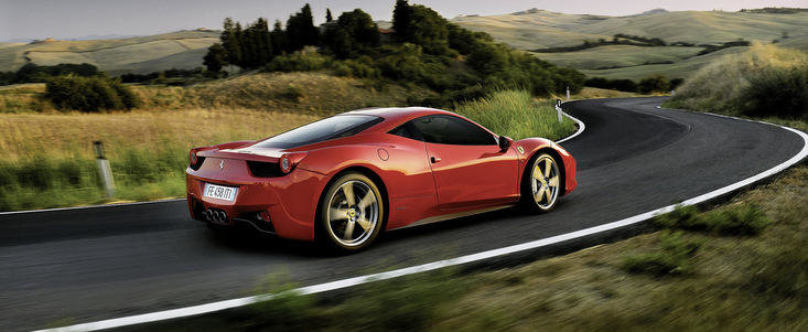 Ferrari recheama in service peste 200 de masini 458 Italia si California Ferrari recheama in service peste 200 de masini 458 Italia si California