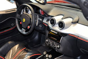 Ferrari SA APERTA - Poze Live