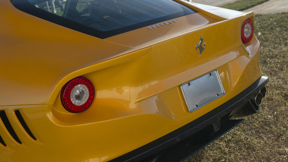 Ferrari SP275 RW Competizione