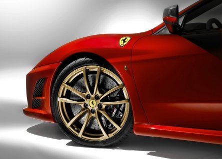 Ferrari vrea sa vanda 50 de masini pe an in Romania