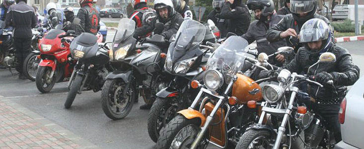 Festivalul moto 'Rock pe 2 roti' debuteaza pe 3 august la Lugoj Festivalul moto 'Rock pe 2 roti' debuteaza pe 3 august la Lugoj