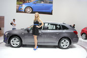 Fetele de la Geneva Motor Show 2012